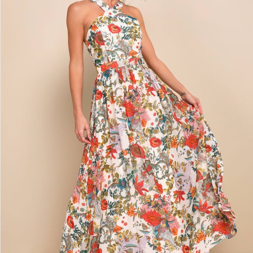 Lulu’s Lilja Cream Floral Print Maxi Dress